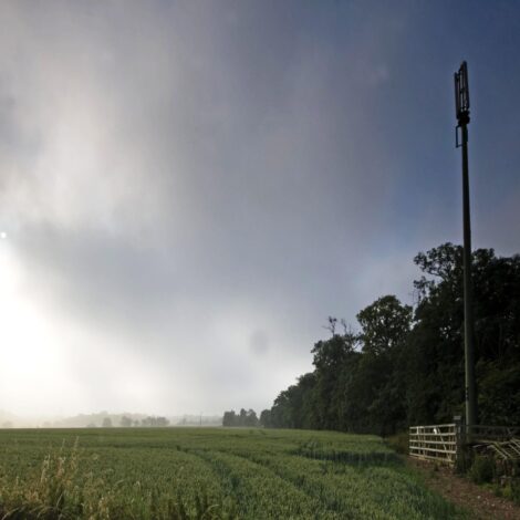 MONOPOLE TELECOMS MAST